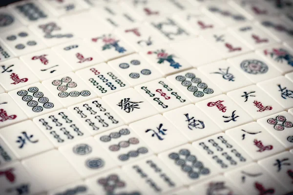 Many Old Mahjong Tiles Wooden Table Mahjong Ancient Asian Board — Stok fotoğraf