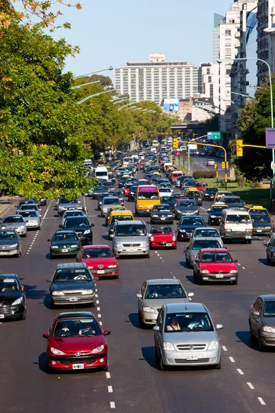 Buenos Aires, Argentina - 3/14/2008. Busy road — Stock Photo, Image