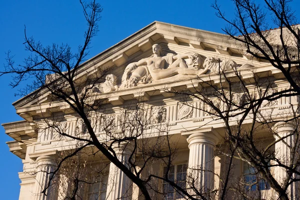 Ornate Decorations on Government Building — Stock Photo, Image