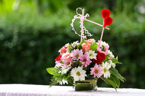 Bouquet il giorno del matrimonio — Foto Stock