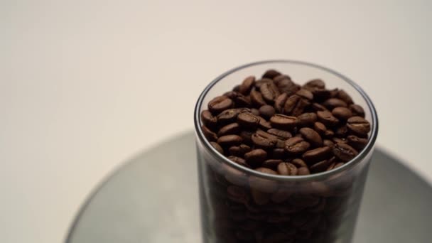 Chicchi Caffè Appena Tostati Contenitore Vetro Ruotano Giradischi Economia Del — Video Stock