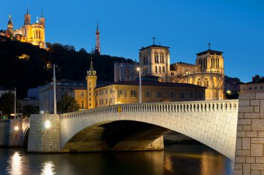 Lyon saone Nehri, gece