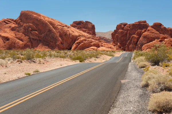 Yangın Vadisi doğal yol — Stok fotoğraf