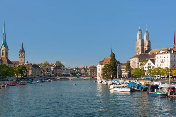 Zurigo in una giornata di sole a settembre — Foto Stock