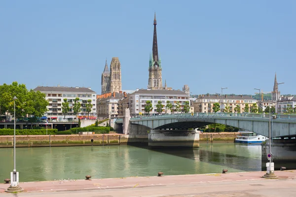 Terraplén de Sena en Rouen — Foto de Stock