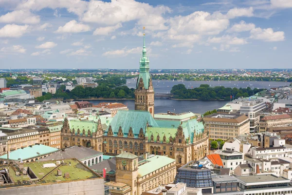 Hamburg i en sommardag — Stockfoto