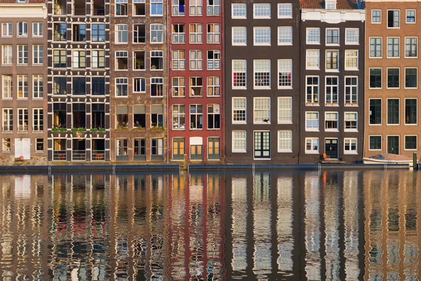 Amsterdam casas antigas — Fotografia de Stock