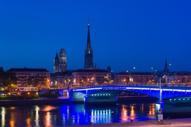 Rouen asummer gece