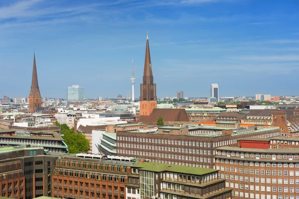 Zomerdag in hamburg stad — Stockfoto