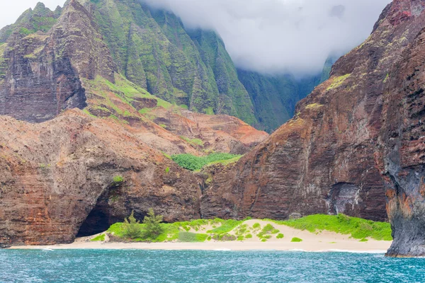 Na pali 海岸在多云的日子 — 图库照片