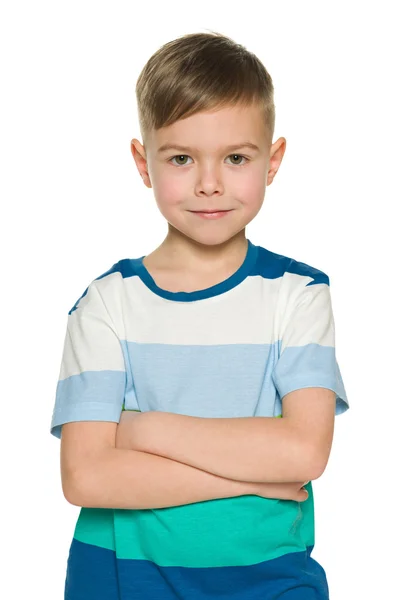 Улыбающийся мальчик на белом фоне — стоковое фото