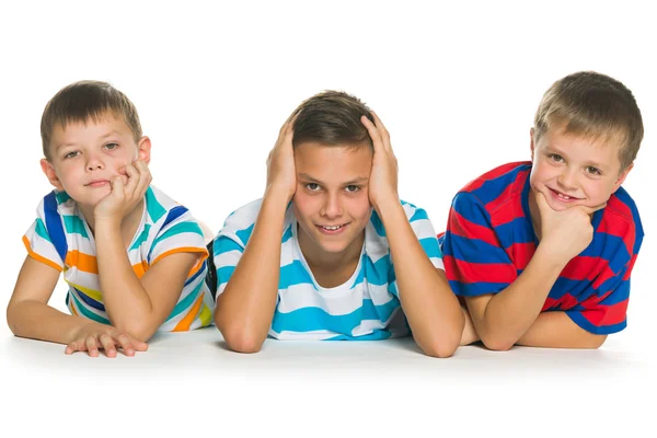 Três crianças com emoções diferentes — Fotografia de Stock
