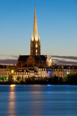 yaz gecesi Bordeaux