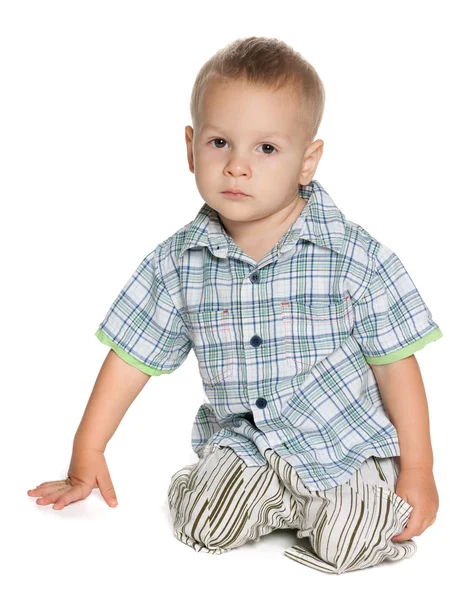 Ernstige kleine jongen — Stockfoto