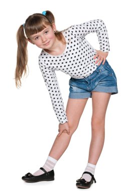 beyaz zemin üzerine genç kız moda