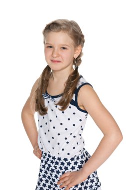 Beyaz karşı kibirli sarışın kız