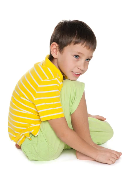 Profiel portret van een peinzende kleine jongen — Stockfoto