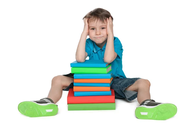 Muy inteligente niño pensativo — Foto de Stock