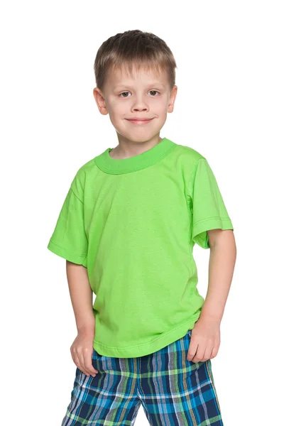 Menino feliz na camisa verde — Fotografia de Stock