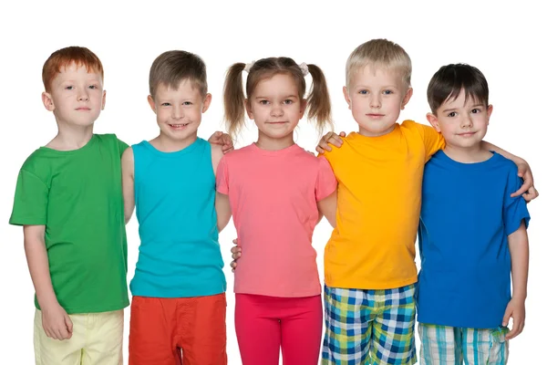 Gruppo di cinque bambini felici — Foto Stock