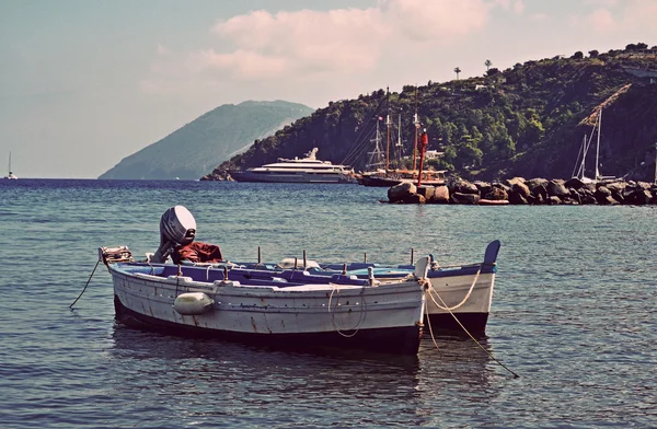 Tekneler, lipari — Stok fotoğraf