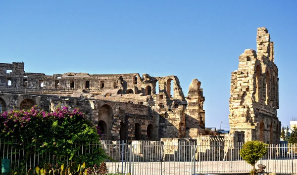 Anfiteatro romano na cidade de El Jem - Tunísia, África — Fotografia de Stock