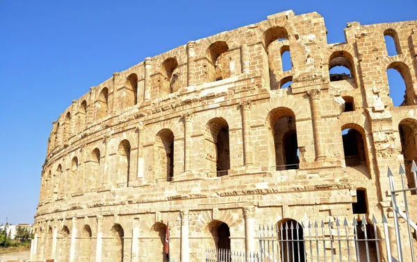 Rzymski amfiteatr w mieście el jem - Tunezja, Afryka — Zdjęcie stockowe
