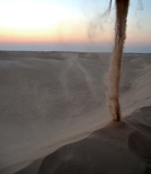 Vento di sabbia nel deserto del Sahara — Foto Stock