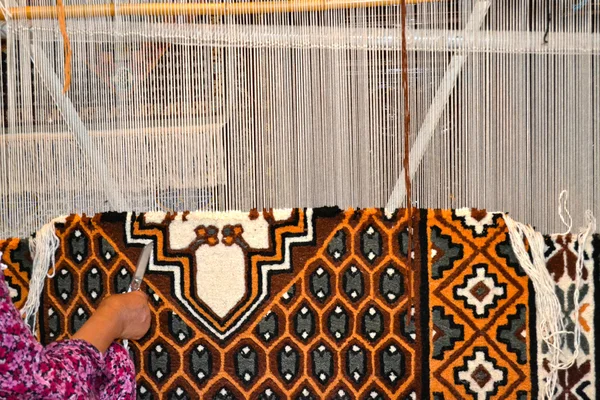 手作りのペルシャ絨毯 — ストック写真