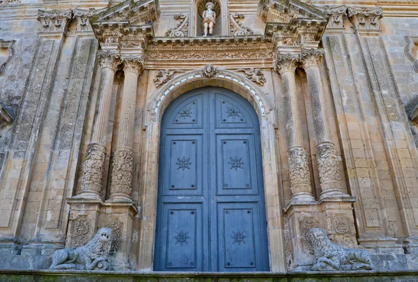 Dettaglio - porta del Duomo di Palazzolo Acreide, Siracusa — Foto Stock