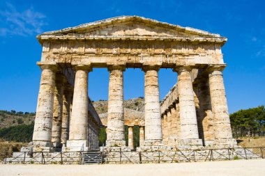 Antik tapınak segesta Vadisi