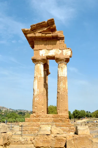 Templo dos dioscuri — Fotografia de Stock