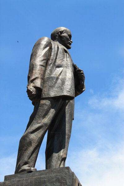 monument to Lenin