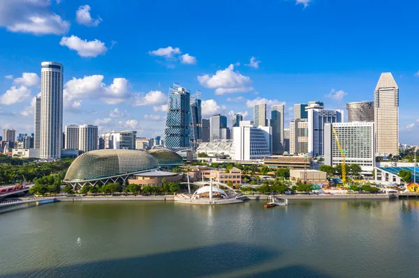 SINGAPUR - 31 de enero de 2020: Esplanade Theatres on the Bay, Singapur — Foto de Stock