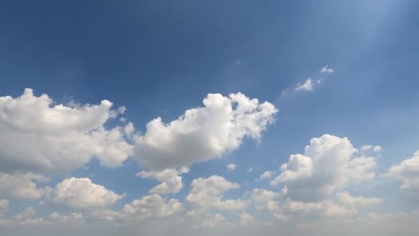 Beautiful Clouds Floating Blue Sky High Quality Footage — Stock videók