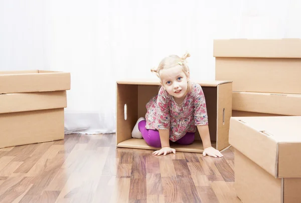 Little girl in move — Stock Photo, Image