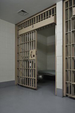 küçük bir kasaba hapishane hücresinde