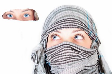 Razzismo e silenzio stampa