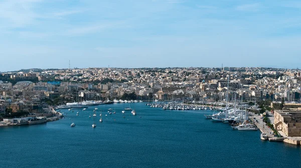 Мальта, гавань Марсамксетт Валетта — стокове фото