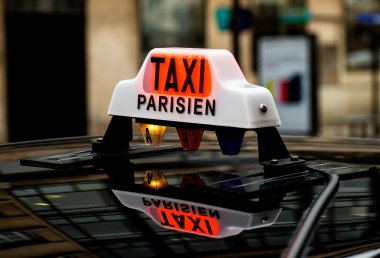 Paris'te taksi