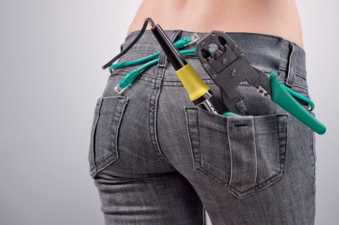 bir ağ kablosu ile kız