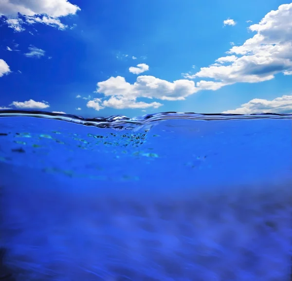 Blick aus dem Wasser — Stockfoto