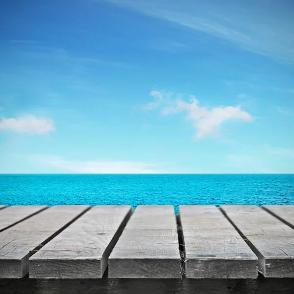 Mesa de madeira — Fotografia de Stock