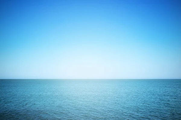 Il paesaggio marino estivo — Foto Stock