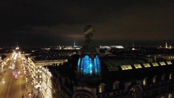 St Petersburg vacker Kazan Cathedral natt belysning stadsbild centrum historiska gamla gator. Tempelkyrkan. Turistattraktion Ryssland. — Stockvideo