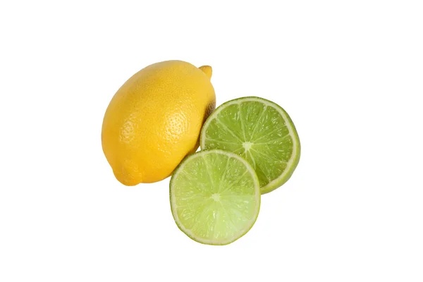 Лимон и лайм на белом фоне — стоковое фото