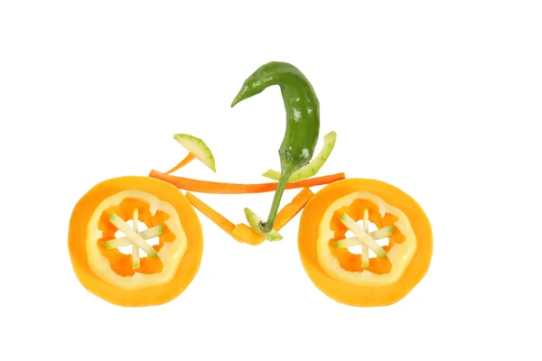 Gezond eten. weinig grappige peper op fiets. — Stockfoto