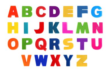 çok renkli plastik kids harflerle yazılmış alfabesi