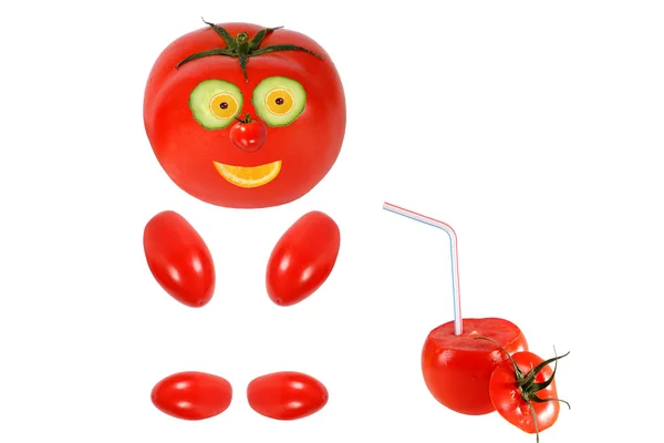 Grappige tomaat glimlacht en tomatensap houdt — Stockfoto