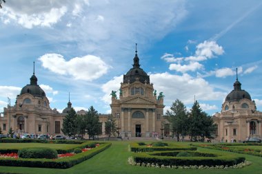 Szechenyi şifalı banyo Budapeşte, Macaristan, bana en büyüğüdür